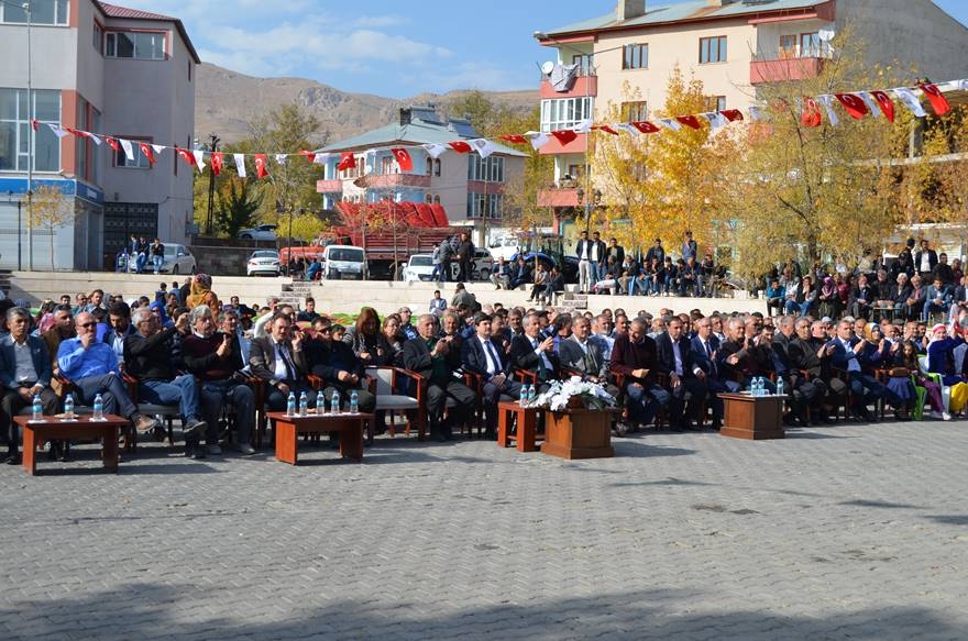 Adilcevaz’da Ceviz Festivali Düzenlendi 34