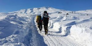 Dört Dağcıdan Süphan Dağı’na Kış Tırmanışı