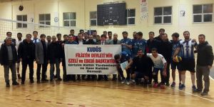 GKY-DER Voleybol Hazırlık Maçına Kudüs Pankartıyla Çıktı