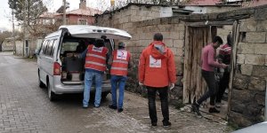 Türk Kızılay’ı Adilcevaz’da 300 Aileye İftarda Sıcak Yemek Ulaştırıyor